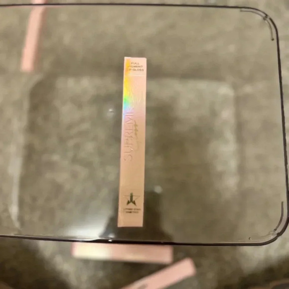 Mannequin Jeffree Star Supreme Gloss - 3 AVALIABLE - NWT - Pale Nude - Picture 12 of 15